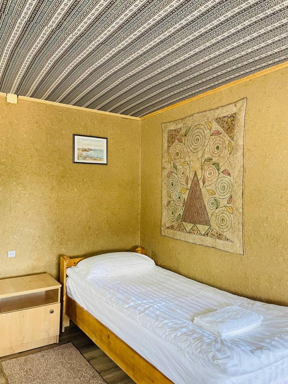 Guest House Amirhan Bokonbayevo Esterno foto