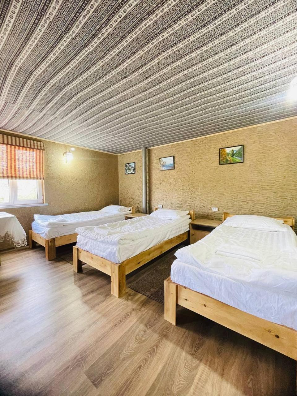 Guest House Amirhan Bokonbayevo Esterno foto